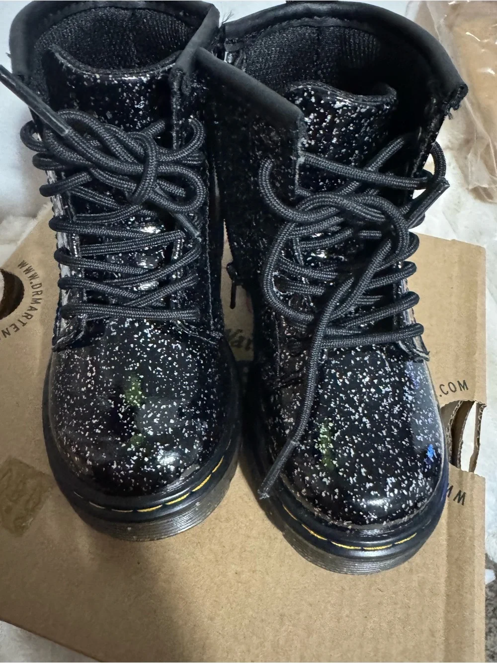 Dr. Martens toddler Black Glitter Lace-Up Ankle Boots NEW 7 toddler size